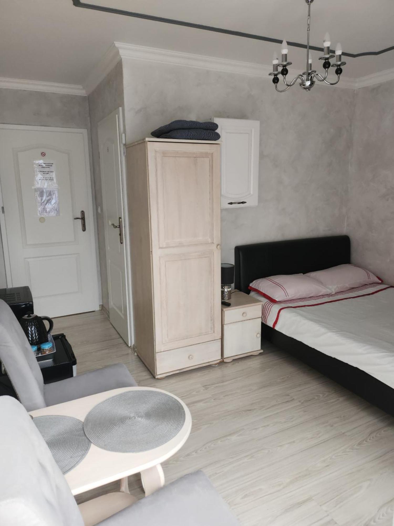 Slowianska Homestay *